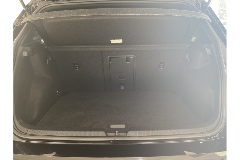 Volkswagen 2.0 TSI R Hatchback 5dr Petrol DSG 4Motion Euro 6 (s/s) (320 ps)