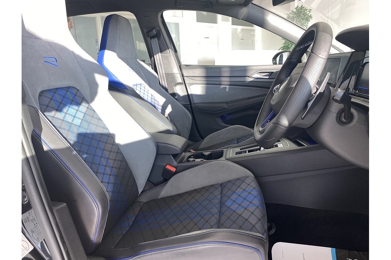 Volkswagen 2.0 TSI R Hatchback 5dr Petrol DSG 4Motion Euro 6 (s/s) (320 ps)