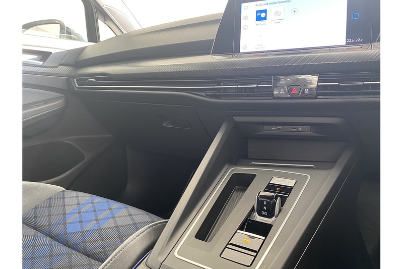 Volkswagen 2.0 TSI R Hatchback 5dr Petrol DSG 4Motion Euro 6 (s/s) (320 ps)