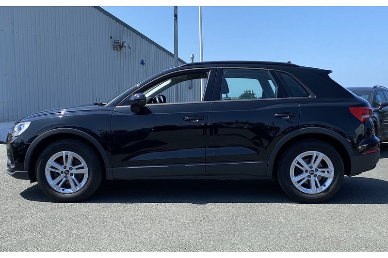 Audi 1.5 TFSI CoD 35 Technik SUV 5dr Petrol Manual Euro 6 (s/s) (150 ps)