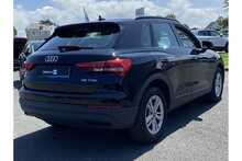 21/71 Audi Q3 1.5 TFSI CoD 35 Technik Manual 150 ps
