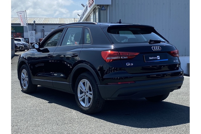 Audi 1.5 TFSI CoD 35 Technik SUV 5dr Petrol Manual Euro 6 (s/s) (150 ps)