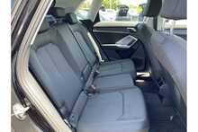21/71 Audi Q3 1.5 TFSI CoD 35 Technik Manual 150 ps