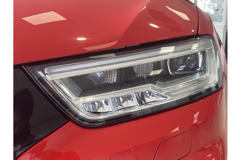 Audi 2.0 TDI Black Edition SUV 5dr Diesel Manual quattro Euro 6 (s/s) (150 ps)