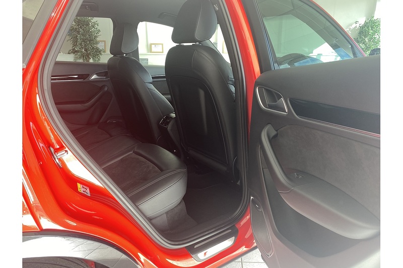 Audi 2.0 TDI Black Edition SUV 5dr Diesel Manual quattro Euro 6 (s/s) (150 ps)