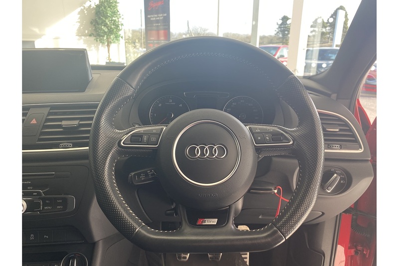 Audi 2.0 TDI Black Edition SUV 5dr Diesel Manual quattro Euro 6 (s/s) (150 ps)