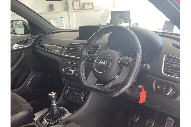 Audi 2.0 TDI Black Edition SUV 5dr Diesel Manual quattro Euro 6 (s/s) (150 ps)