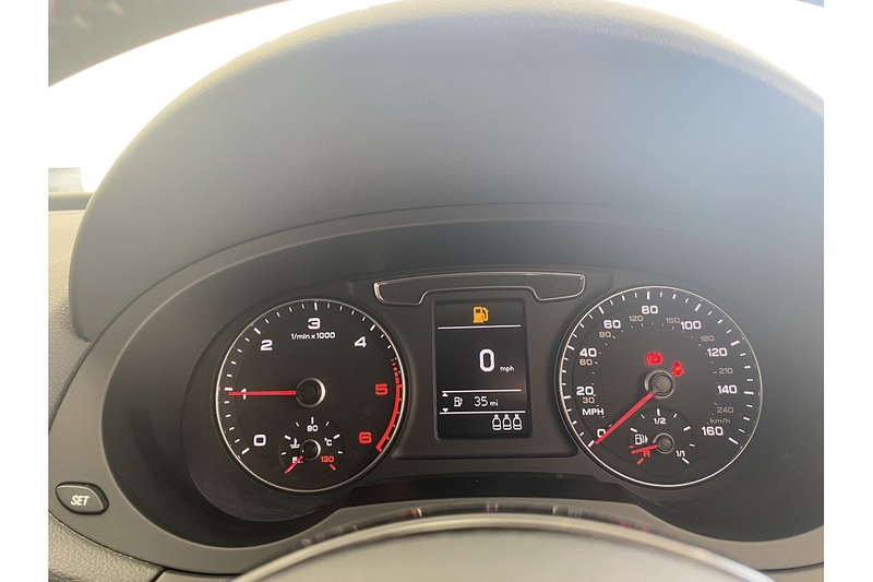 Audi 2.0 TDI Black Edition SUV 5dr Diesel Manual quattro Euro 6 (s/s) (150 ps)