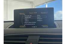 17/67 Audi Q3 2.0 TDI Black Edition SUV Manual quattro 150 ps