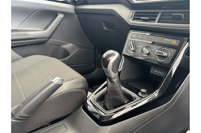 Volkswagen 1.0 TSI Black Edition SUV 5dr Petrol Manual Euro 6 (s/s) (95 ps)