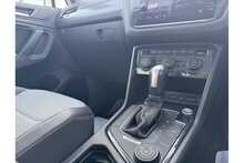 19/69 Volkswagen Tiguan 2.0 TDI R-Line Tech SUV Diesel 150 ps