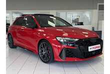 25/25 Audi RS3 Sportback Carbon Black Quattro S-Tronic 5dr Hatchback 400PS