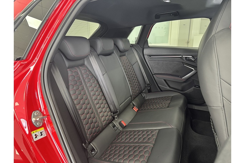 Audi CARBON BLACK S TRONIC 2.5 5dr HATCHBACK S-TRONIC PETROL