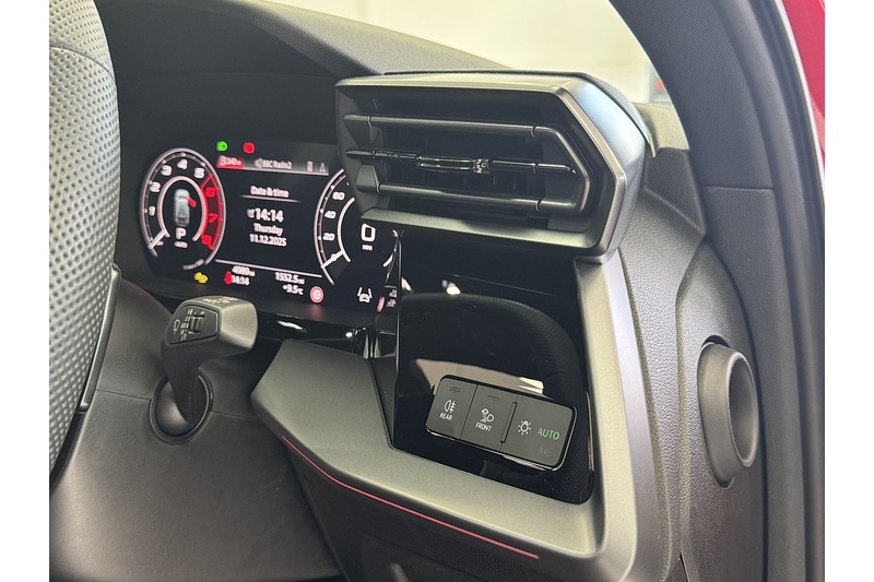 Audi CARBON BLACK S TRONIC 2.5 5dr HATCHBACK S-TRONIC PETROL