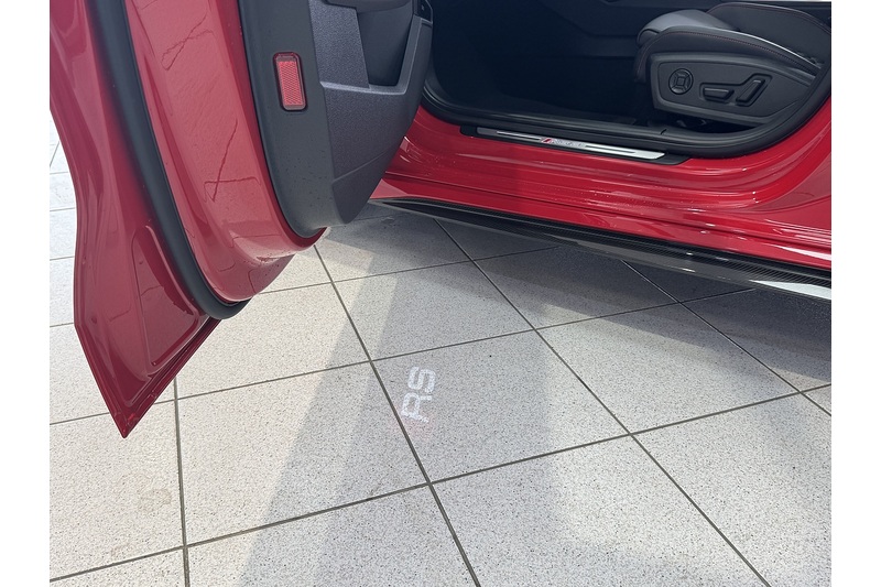 Audi CARBON BLACK S TRONIC 2.5 5dr HATCHBACK S-TRONIC PETROL
