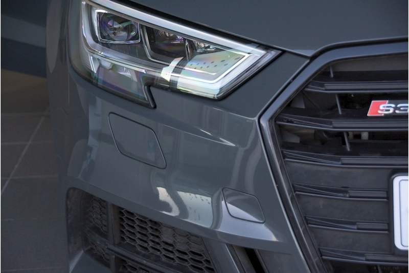 Audi 2.0 TFSI Black Edition Sportback 5dr Petrol S Tronic quattro Euro 6 (s/s) (300 ps)