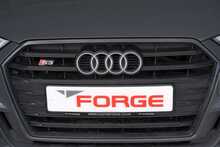 19/68 Audi S3 2.0 TFSI Black EditionS Tronic quattro 300 ps
