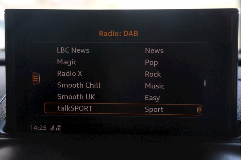 Audi 2.0 TFSI Black Edition Sportback 5dr Petrol S Tronic quattro Euro 6 (s/s) (300 ps)