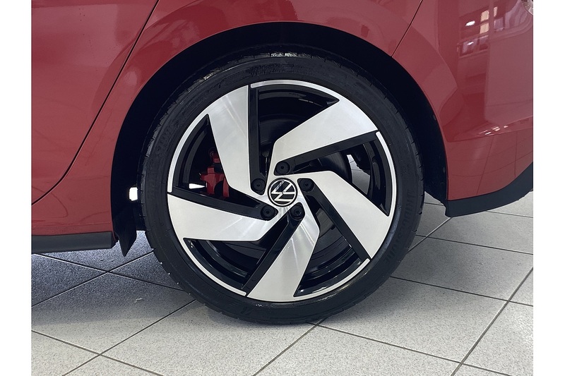 Volkswagen 2.0 TSI GTI Clubsport Hatchback 5dr Petrol DSG Euro 6 (s/s) (300 ps)