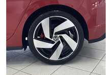 21/21 Volkswagen Golf TSI GTI Clubsport 2.0 DSG (300 ps)