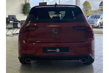 21/21 Volkswagen Golf TSI GTI Clubsport 2.0 DSG (300 ps)