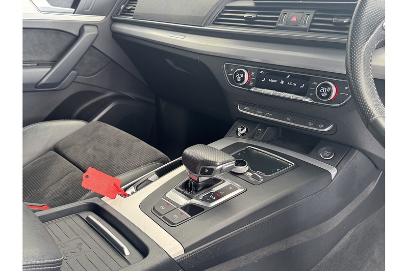 Audi 2.0 TDI 40 S line SUV 5dr Diesel S Tronic quattro Euro 6 (s/s) (190 ps)
