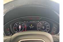 18/68 Audi Q5 2.0 TDI 40 S line Diesel S Tronic quattro 190 ps