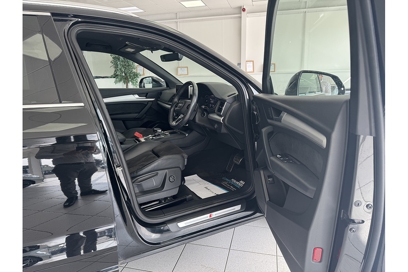 Audi 2.0 TDI 40 S line SUV 5dr Diesel S Tronic quattro Euro 6 (s/s) (190 ps)