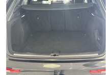 18/68 Audi Q5 2.0 TDI 40 S line Diesel S Tronic quattro 190 ps