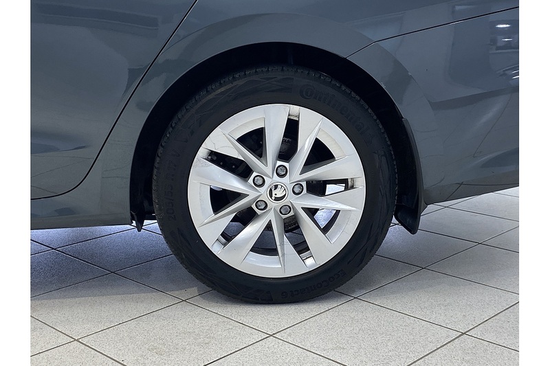 Skoda TSI ACT SE L First Edition Hatchback 1.5 Manual Petrol