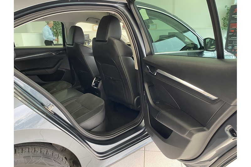 Skoda TSI ACT SE L First Edition Hatchback 1.5 Manual Petrol