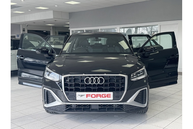 Audi 1.5 TFSI CoD 35 S line SUV 5dr Petrol S Tronic Euro 6 (s/s) (150 ps)