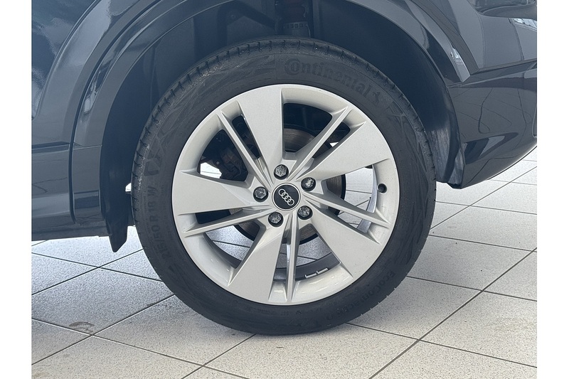 Audi 1.5 TFSI CoD 35 S line SUV 5dr Petrol S Tronic Euro 6 (s/s) (150 ps)