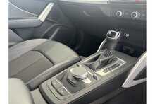 21/21 Audi Q2 S-Line 1.5 TFSI CoD S Tronic