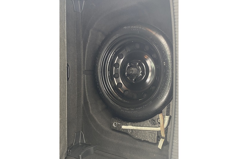 Volkswagen TDI BlueMotion Tech SE MPV 1.6 Manual Diesel