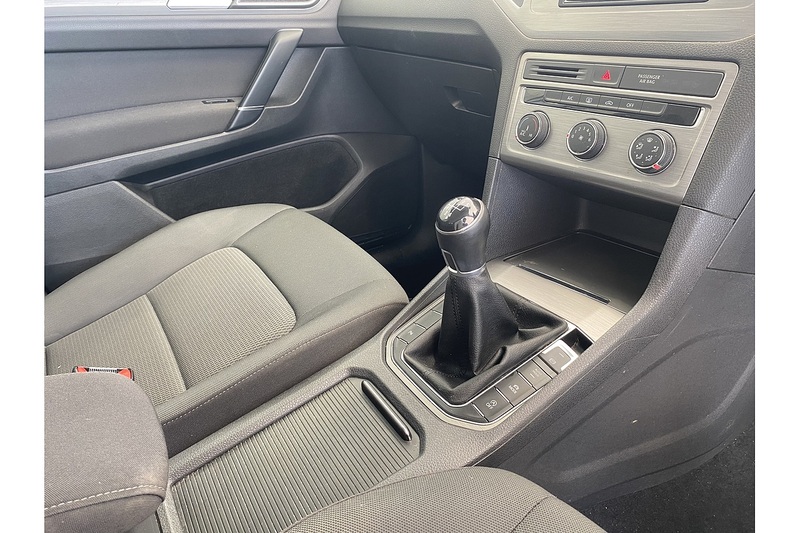 Volkswagen TDI BlueMotion Tech SE MPV 1.6 Manual Diesel