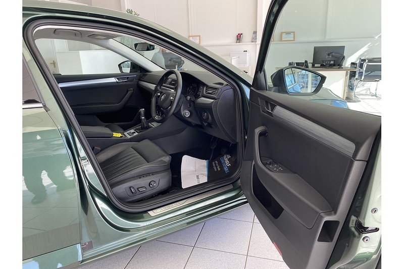 Skoda 1.5 TSI ACT SE Technology Hatchback 5dr Petrol Manual Euro 6 (s/s) (150 ps)