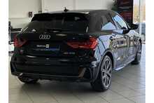 21/21 Audi A1 TFSI 40 S line Competition Sportback S Tronic 207 ps
