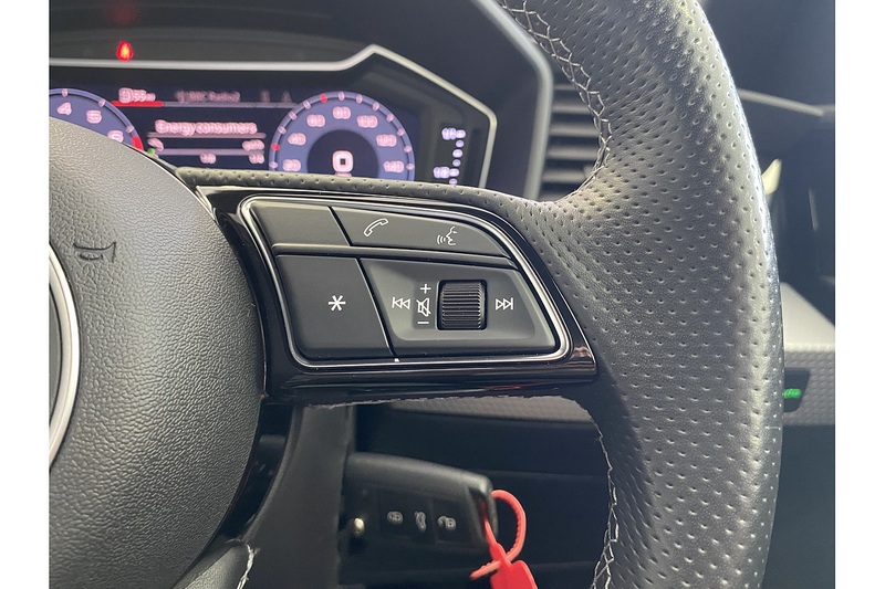 Audi 2.0 TFSI 40 S line Competition Sportback 5dr Petrol S Tronic Euro 6 (s/s) (207 ps)