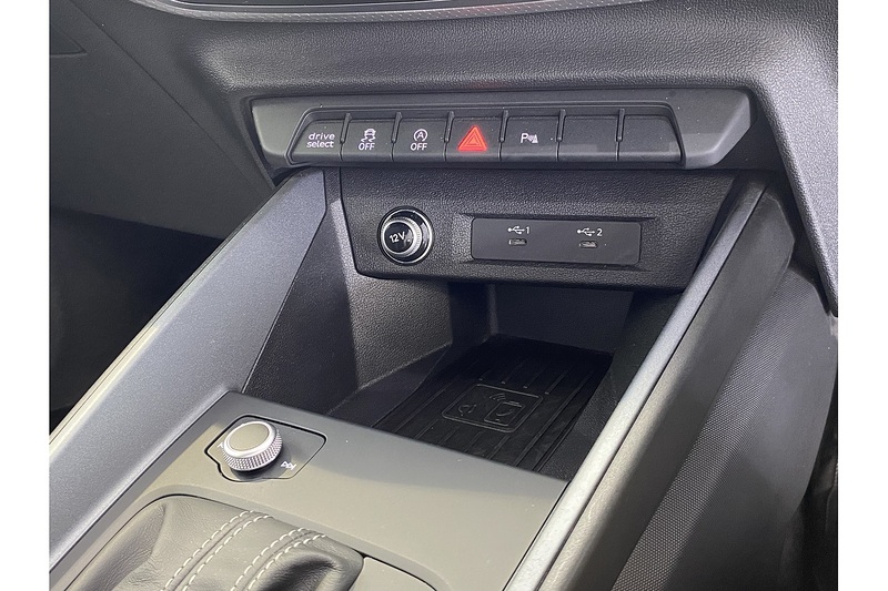 Audi 2.0 TFSI 40 S line Competition Sportback 5dr Petrol S Tronic Euro 6 (s/s) (207 ps)