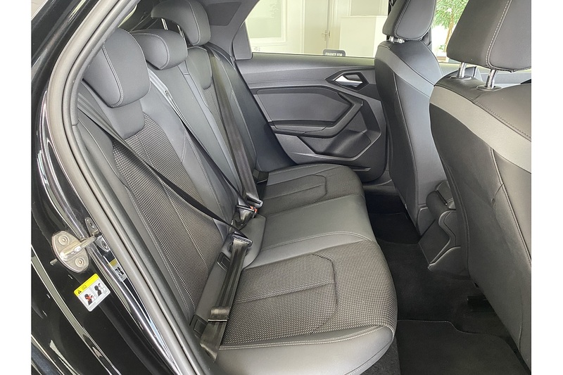 Audi 2.0 TFSI 40 S line Competition Sportback 5dr Petrol S Tronic Euro 6 (s/s) (207 ps)