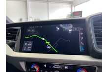 21/21 Audi A1 TFSI 40 S line Competition Sportback S Tronic 207 ps