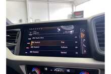 21/21 Audi A1 TFSI 40 S line Competition Sportback S Tronic 207 ps