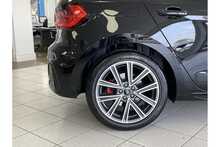 21/21 Audi A1 TFSI 40 S line Competition Sportback S Tronic 207 ps