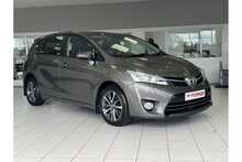 15/15 Toyota Auris 1.6 D-4D Design MPV (7 Seats) 112 ps