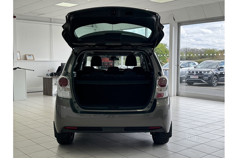 Toyota 1.6 D-4D Design MPV 5dr Diesel Manual Euro 6 (s/s) (7 Seat) (112 ps)