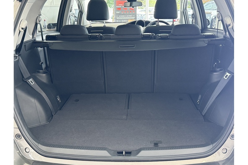 Toyota 1.6 D-4D Design MPV 5dr Diesel Manual Euro 6 (s/s) (7 Seat) (112 ps)