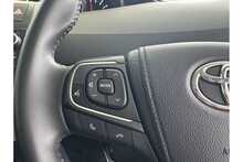 15/15 Toyota Auris 1.6 D-4D Design MPV (7 Seats) 112 ps