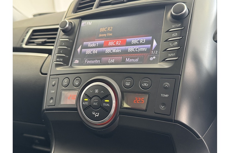 Toyota 1.6 D-4D Design MPV 5dr Diesel Manual Euro 6 (s/s) (7 Seat) (112 ps)