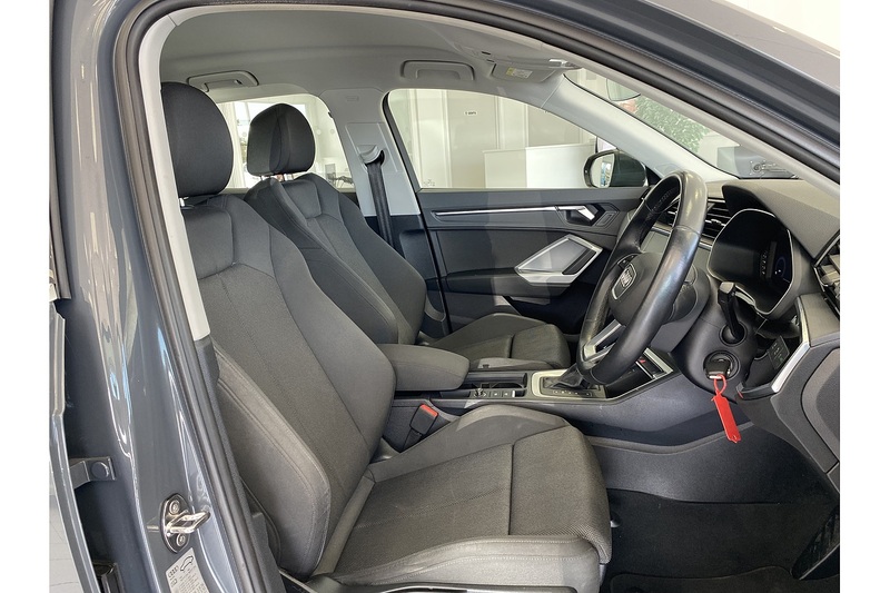 Audi 2.0 TDI 35 Sport SUV 5dr Diesel S Tronic quattro Euro 6 (s/s) (150 ps)